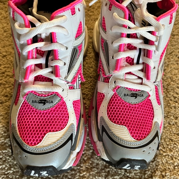 Like new Balenciaga size 11 - Picture 1 of 2
